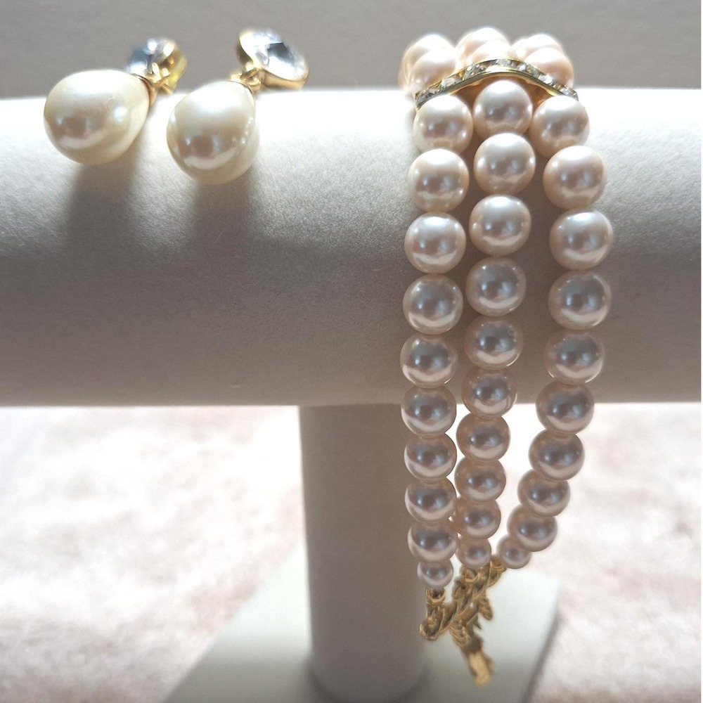 Vintage faux pearl bracelet earrings dangle drop set